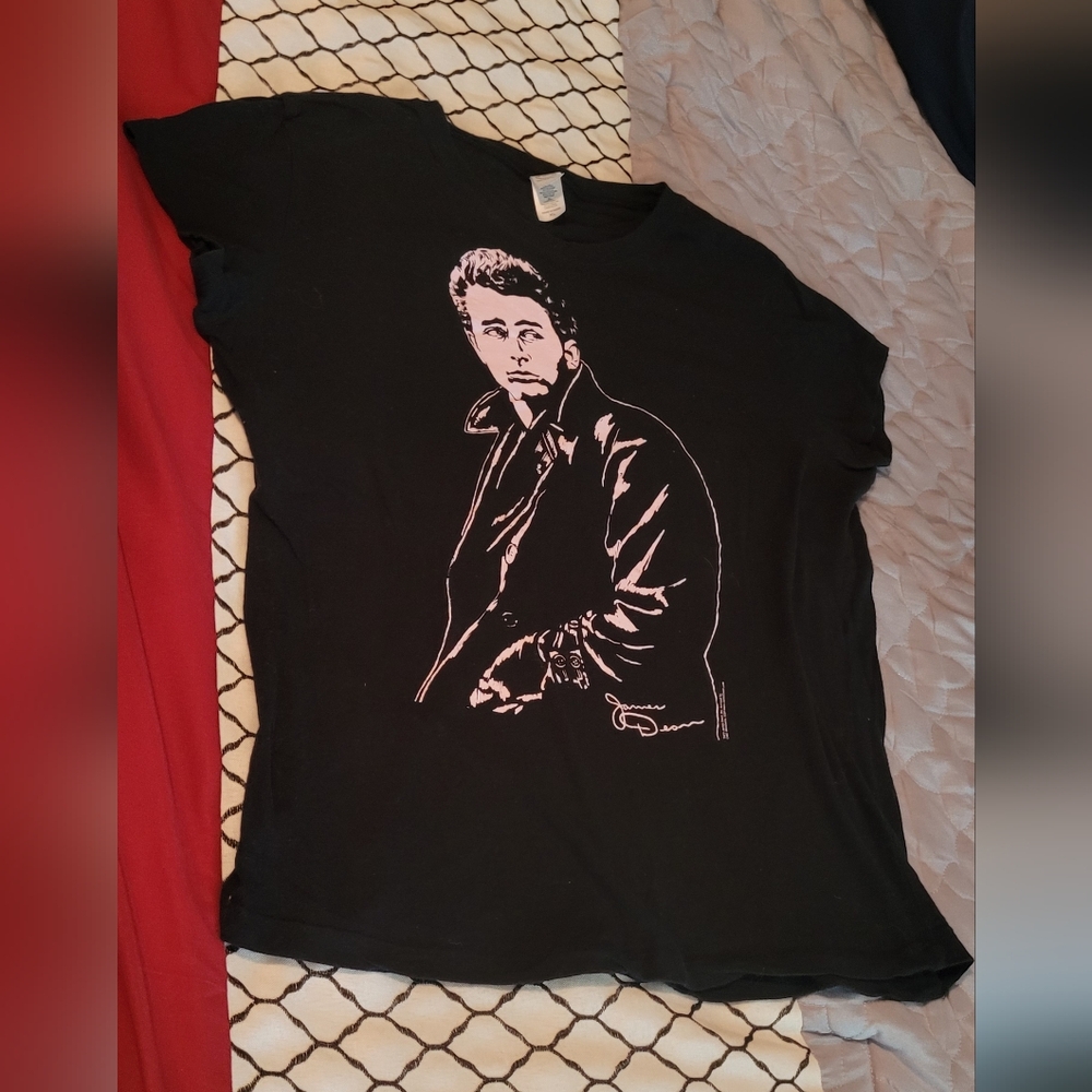 NWOT RARE JAMES DEAN Classic Black Graphic Tee WOMENS LARGE